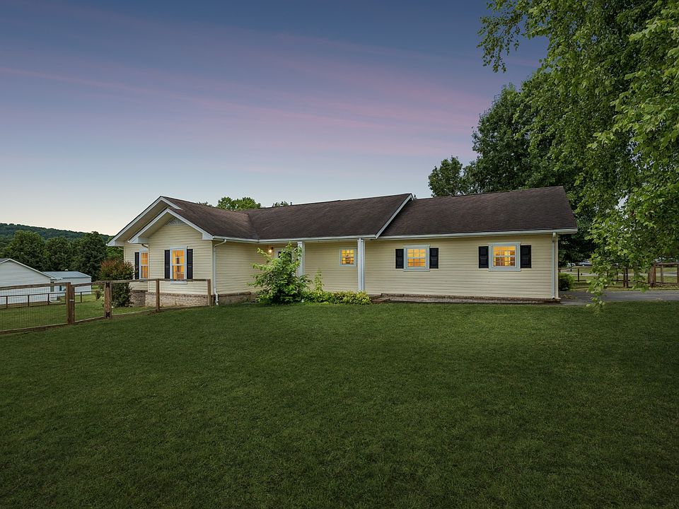 1st image of 2804 Paran Pointe Dr
