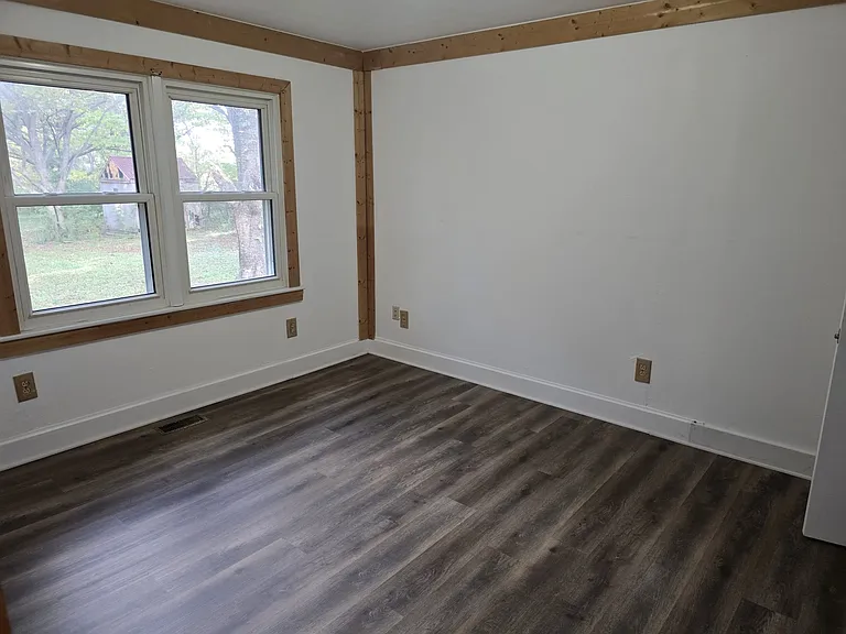 4605 Highway 74 E — Photo 11