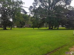 N Brown Ave, Gonzales, LA 70737