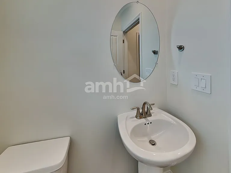 3327 Emzy Dr — Photo 11