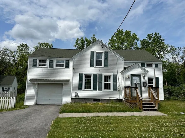 65 E Oneida St, Baldwinsville, NY 13027