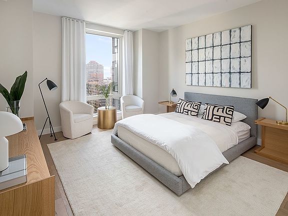 4th image of 225 E 39th St APT 10I