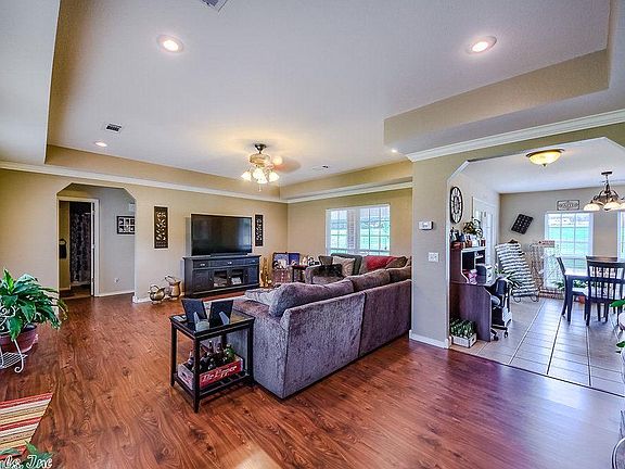 4th image of 124 Private Road 3388