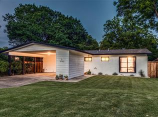 9740 Ash Creek Dr, Dallas, TX 75228