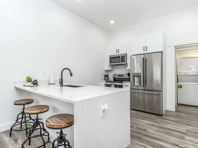 1606 N Habana Ave #A — Photo 5