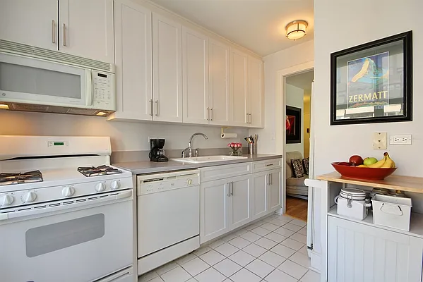 Sold by Corcoran | media 24