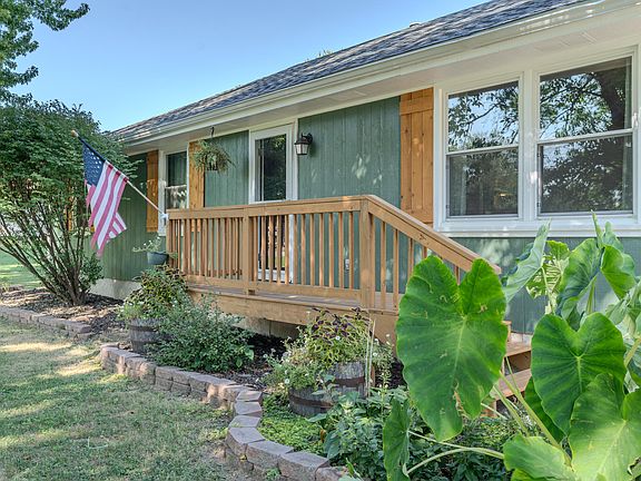 4th image of 1804 S 14th Avenue