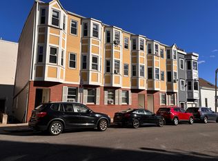 202 H St #1, Boston, MA 02127
