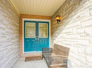 559 Candlestick Cir, Mississauga, ON L4Z0B1