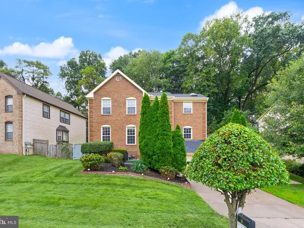 18 Solitaire Ct, Gaithersburg, MD 20878