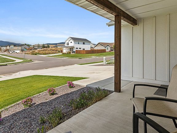 3rd image of 8909 Churchill Downs Dr