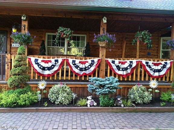 2nd image of 1804 Niles Vienna Rd