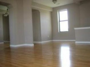 601 S Illinois St APT A, Belleville, IL 62220