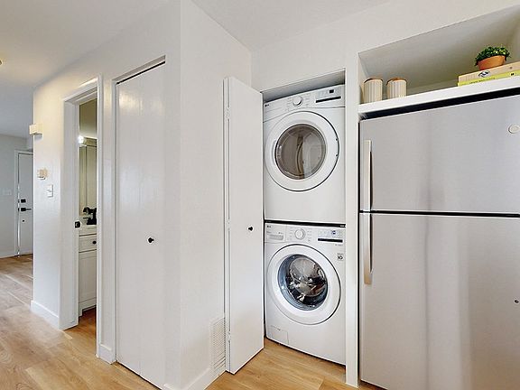 5th image of 6810 S Bannock St #305-C