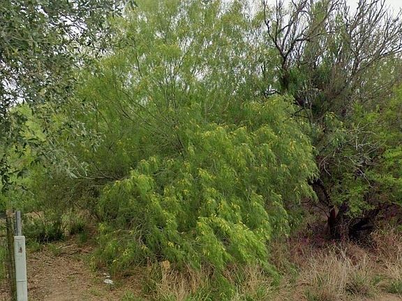 4th image of 302 County Rd