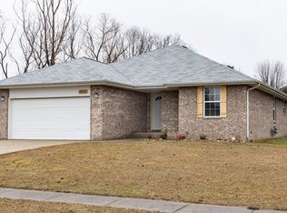 4094 W Portland St, Springfield, MO 65807