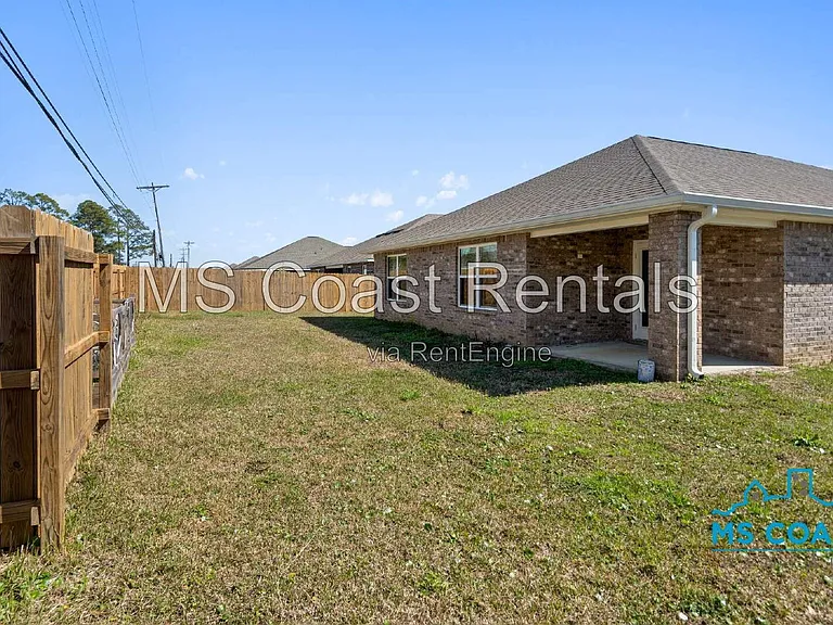 15236 Cypress Way — Photo 25