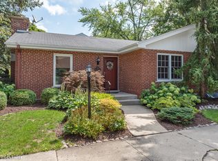 1823 Woodland Ave, Park Ridge, IL 60068