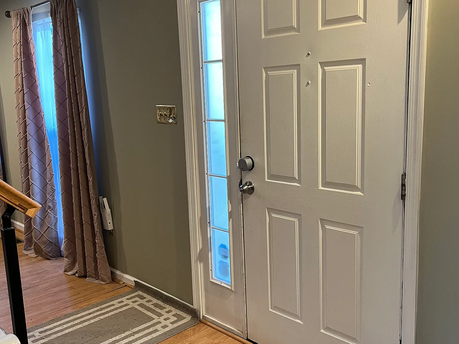 4 bed, 3.5 bath, 2579 sqft, $3,995 — Photo 3