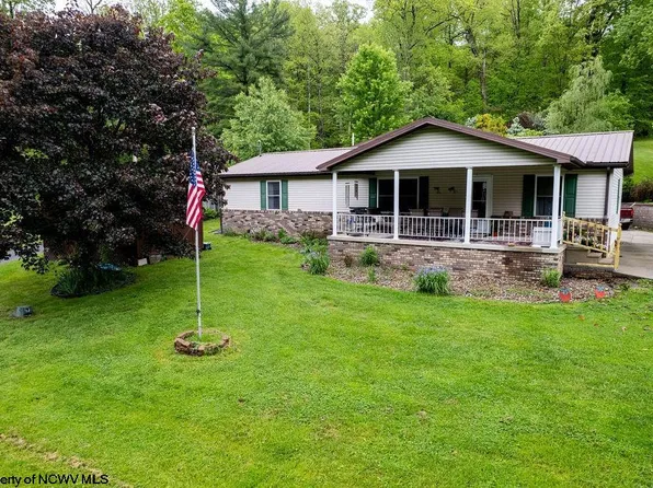 905 Childers Run Rd, Buckhannon, WV 26201