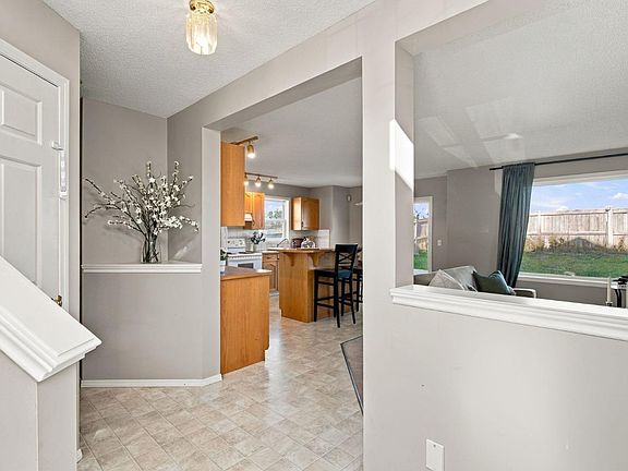5th image of 234 Chapalina Pl SE