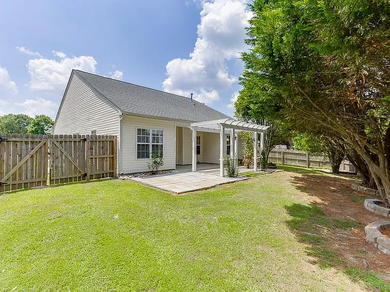 2464 Laurelfield Dr — Photo 36