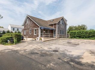 7 Muchmore Ln, East Hampton, NY 11937
