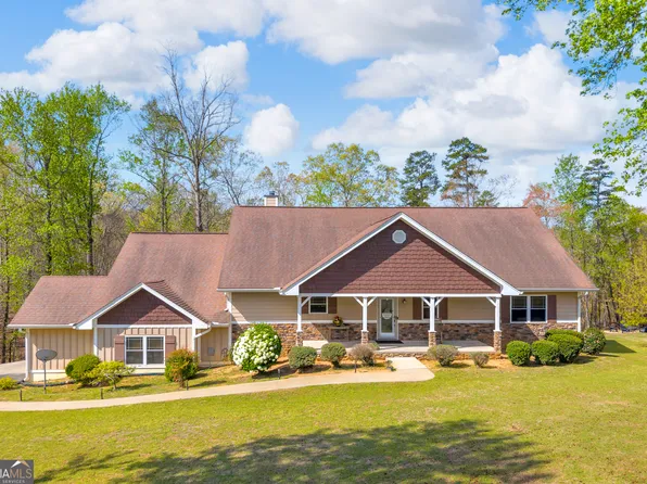 35 Villa Ct, Hartwell, GA 30643