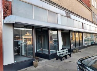 213 E 4th Ave, Caney, KS 67333