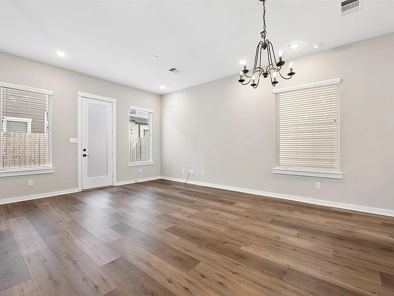8451 Berry Brush Ln — Photo 7