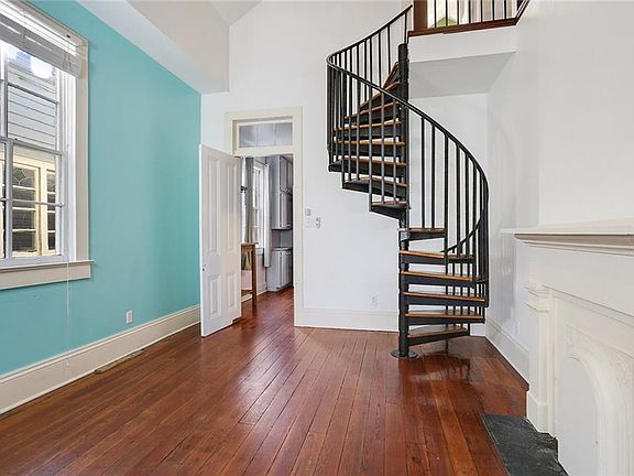 5th image of 608-10 Upperline St
