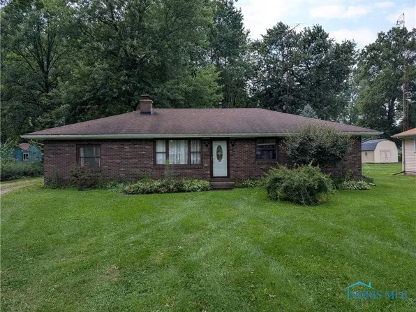 1131 N Centennial Rd, Toledo, OH 43617