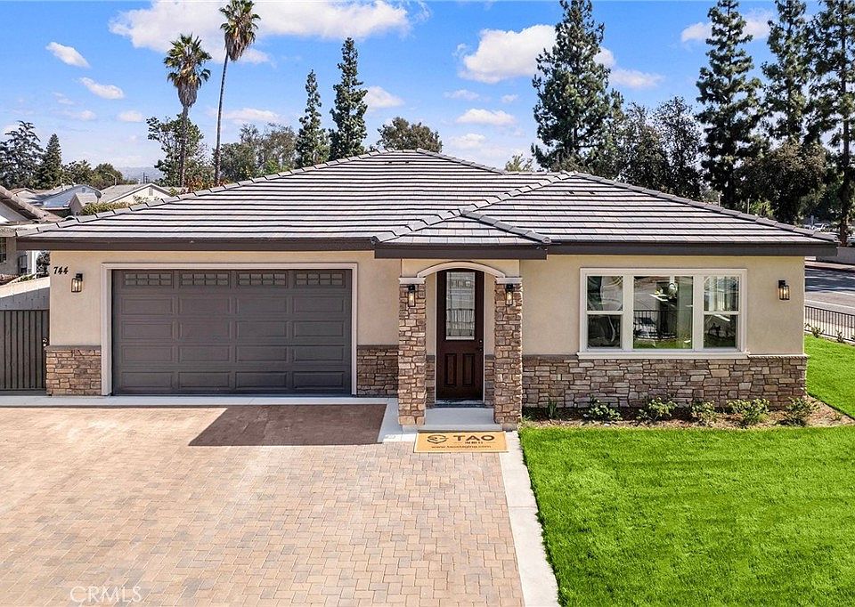 1st image of 744 S Glendora Ave