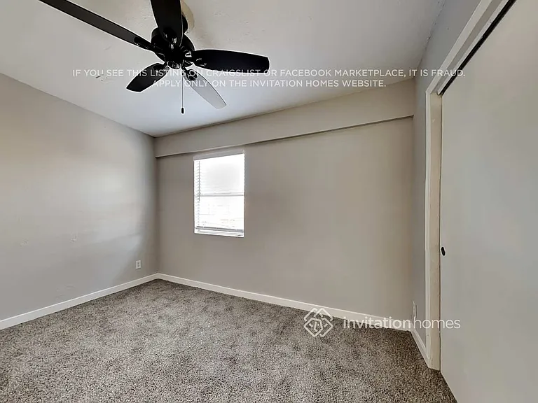 403 E Standifer St #A — Photo 8