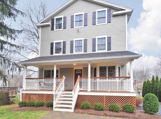 21 Green St #AKA-9, Morristown, NJ 07960