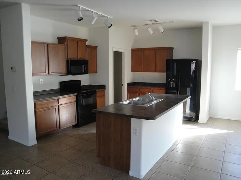 35965 W Costa Blanca Dr — Photo 2