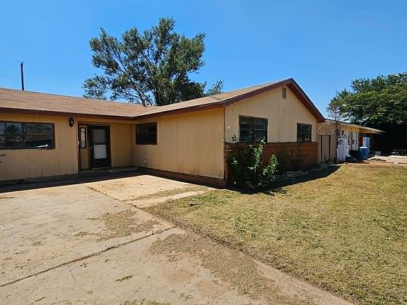 2nd image of 3105 Mandell Cir