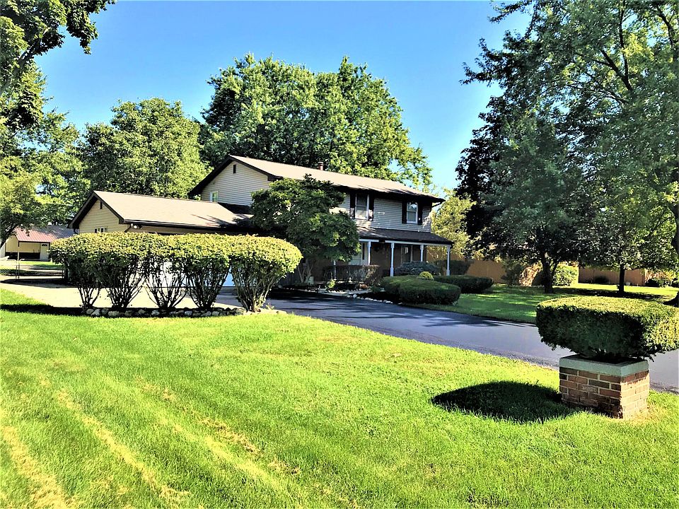 1st image of 3812 Mayfair Dr
