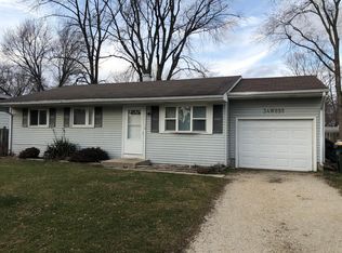 34W898 Clyde Pkwy, St Charles, IL