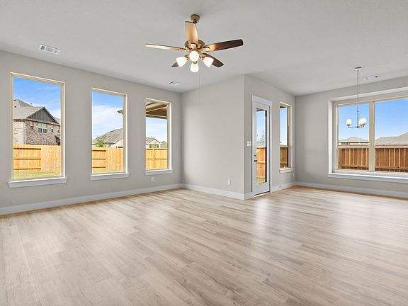2227 Inglenook Grove Drive Family