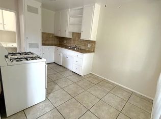 BF4925, Bellflower, CA 90706