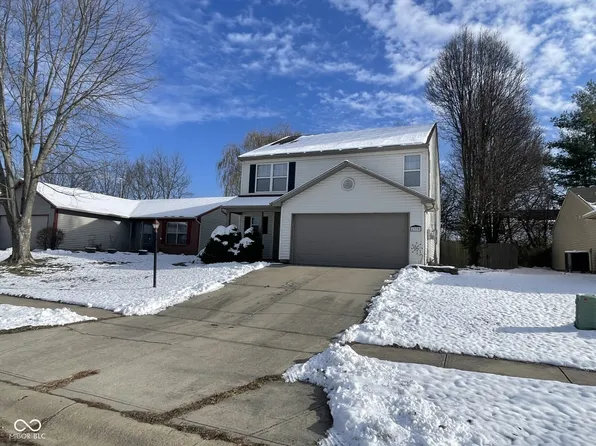 1339 Blue Heron Ln, Greenwood, IN 46143
