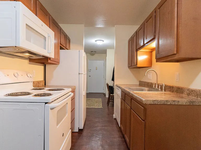 4353 Heritage Dr — Photo 11