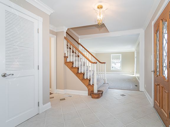 2nd image of 1203 S Kaspar Ave