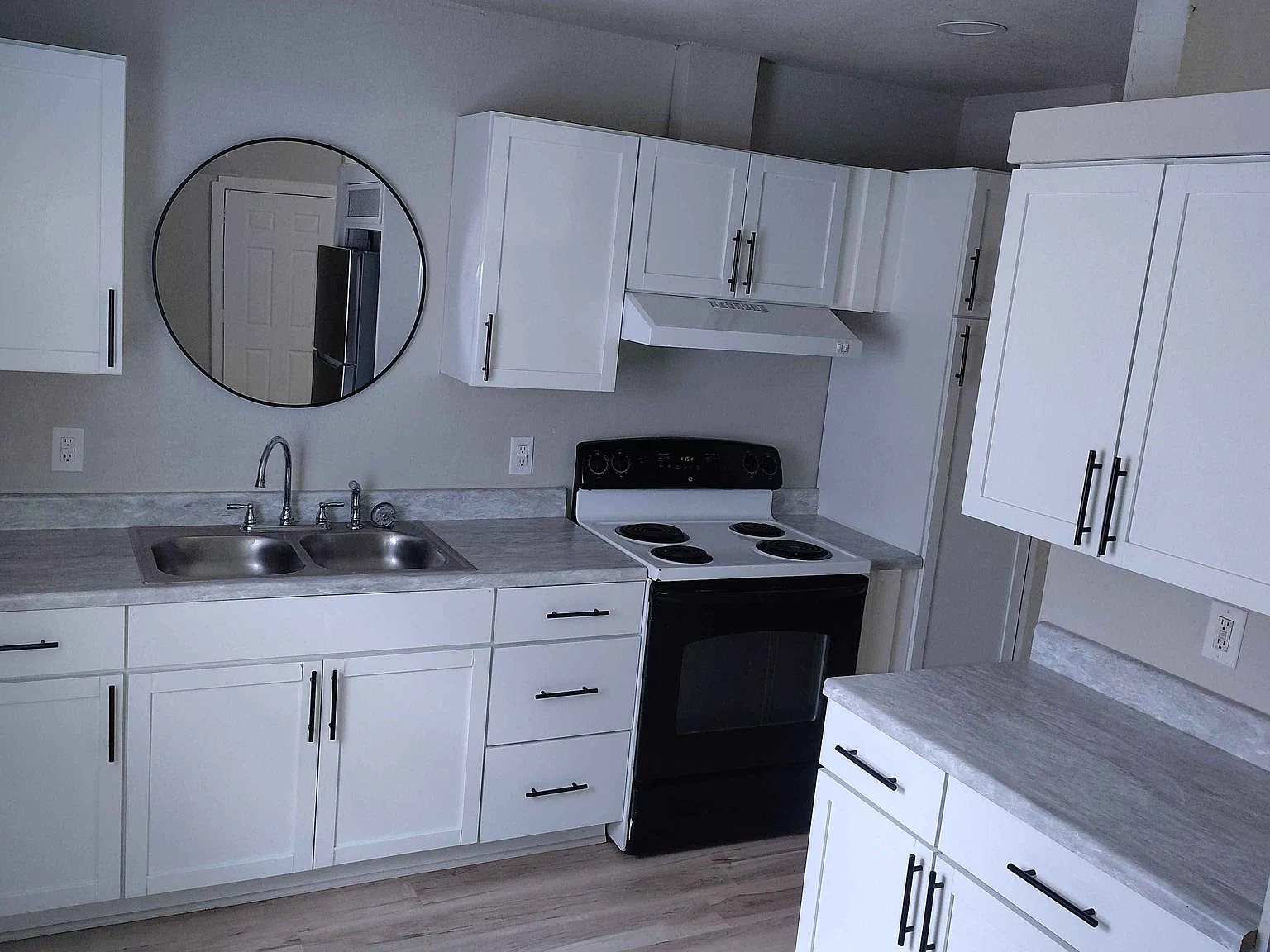 4 bed, 1430 sqft, $1,250 — Photo 2