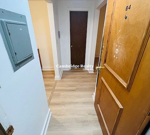 3rd image of 111 Norway St #T4