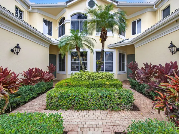 113 Palm Point Circle #A, Palm Beach Gardens, FL 33418