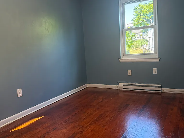 350 Cherry St — Photo 7