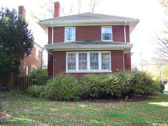 2nd image of 949 Columbian Ave
