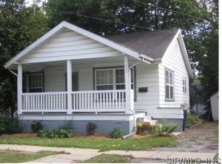 730 E College Ave, Greenville, IL